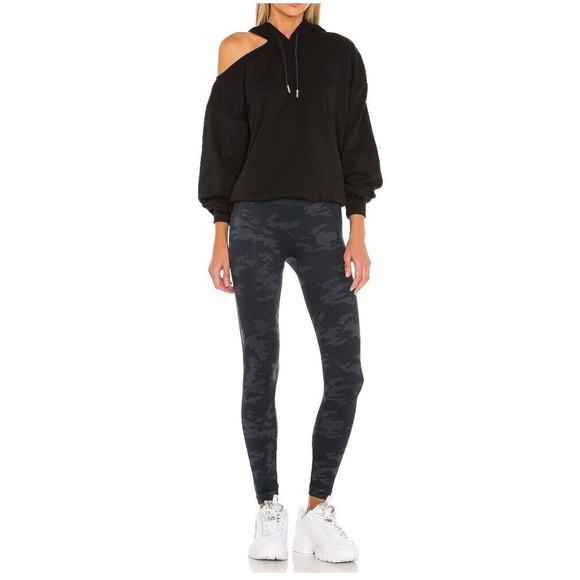 Spanx Look at Me Now Seamless High-Waisted Full Length Camo Leggings Sz S NEW - Picture 16 of 16